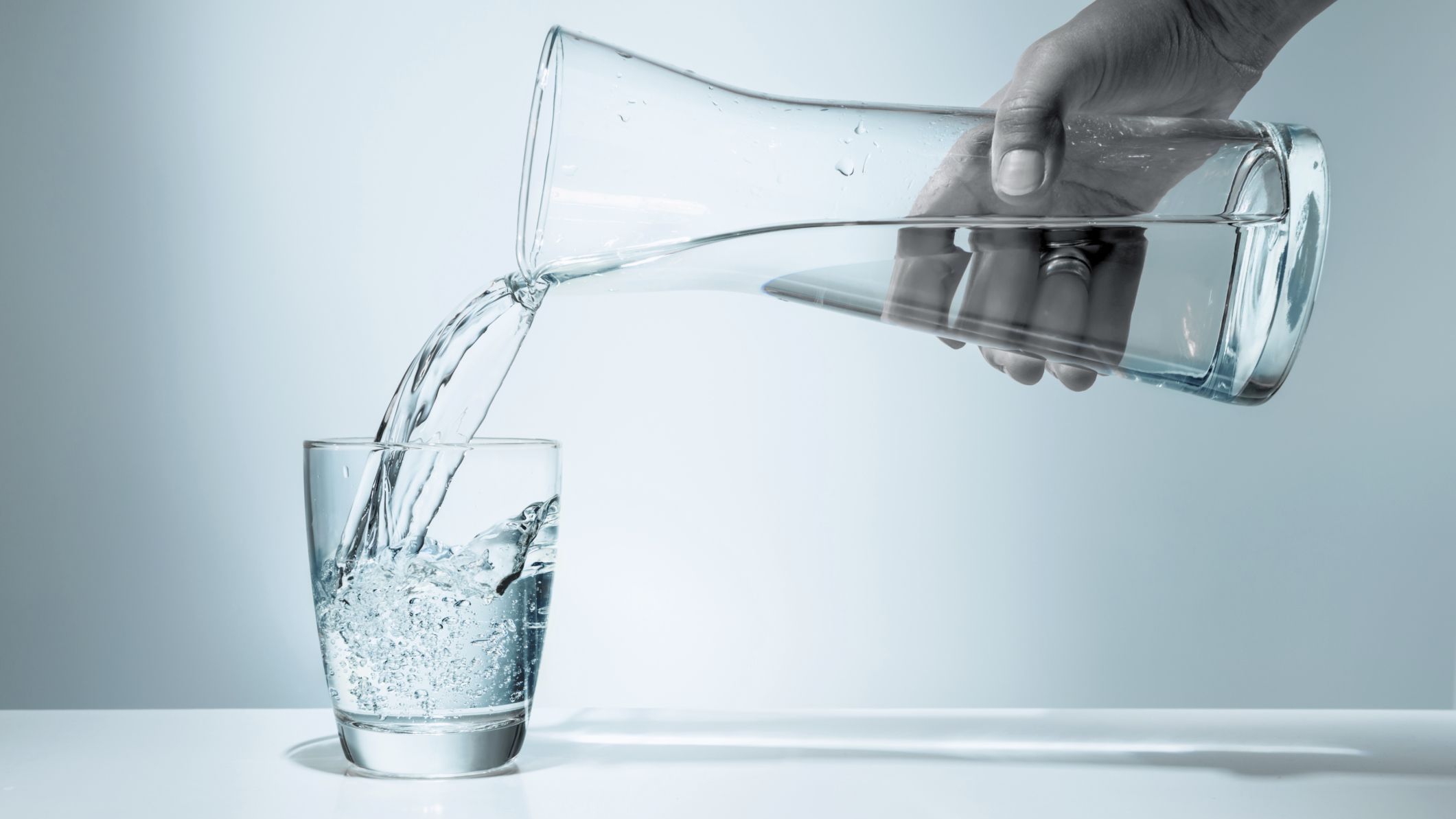 wassertrinken wasser gesund haut pickel abnehmen mychange bettina tissi fit und gesund schaffhausen schweiz